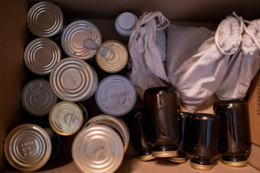 Real IELTS Writing Task 2 — Food packaging & household waste (Band 8.5+) — Q2/2026